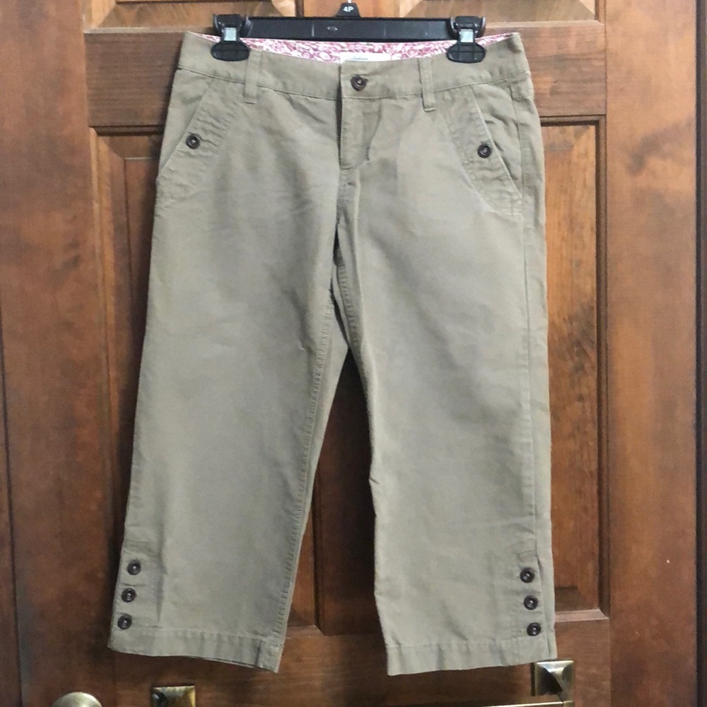 Size 2 Old Navy Cropped Green Pant